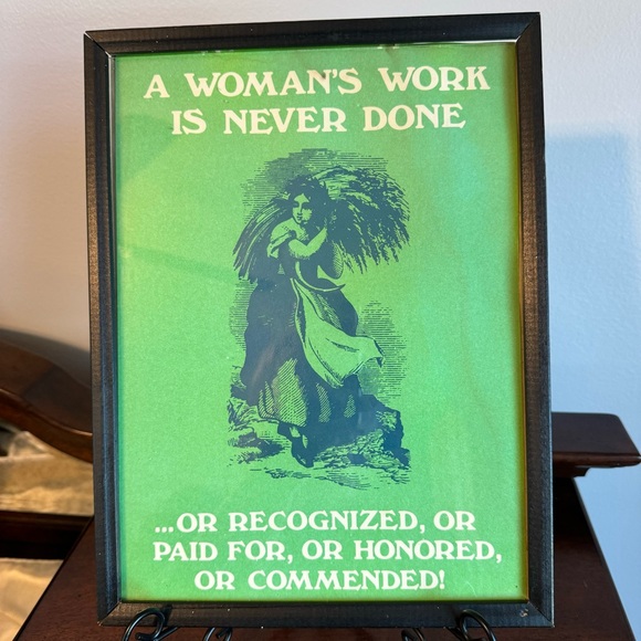 A WOMANS WORK IS NEVER DONE… print - Hallmark Contemporary Cards Vintage framed - Picture 1 of 6